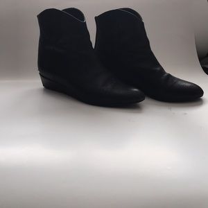 Stuartz weitzman ankle boots